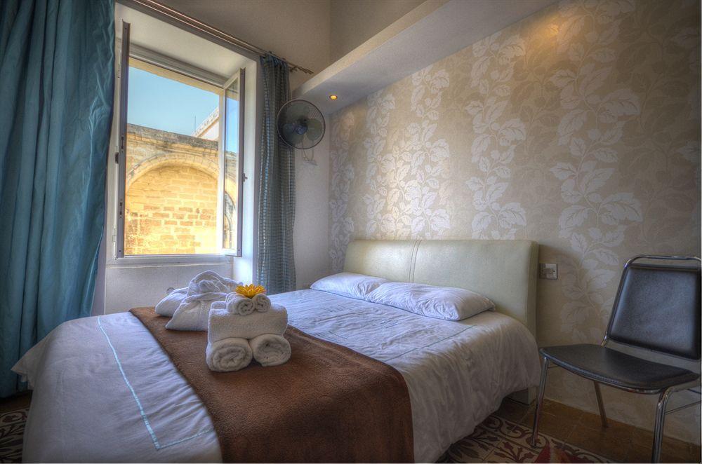 Barrakka Suites Валетта Экстерьер фото