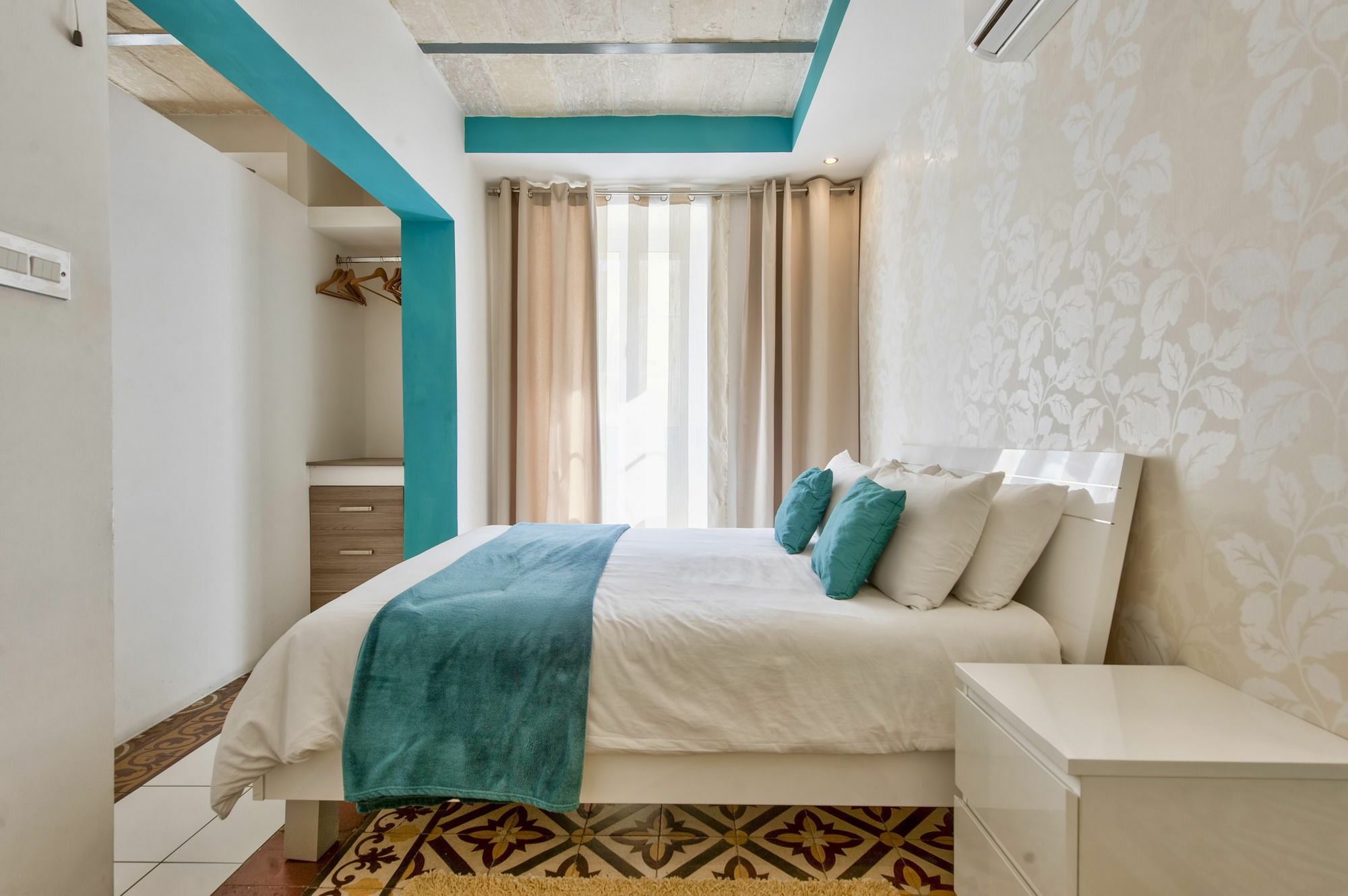 Barrakka Suites Валетта Экстерьер фото