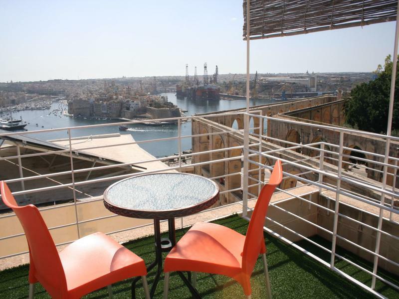 Barrakka Suites Валетта Экстерьер фото