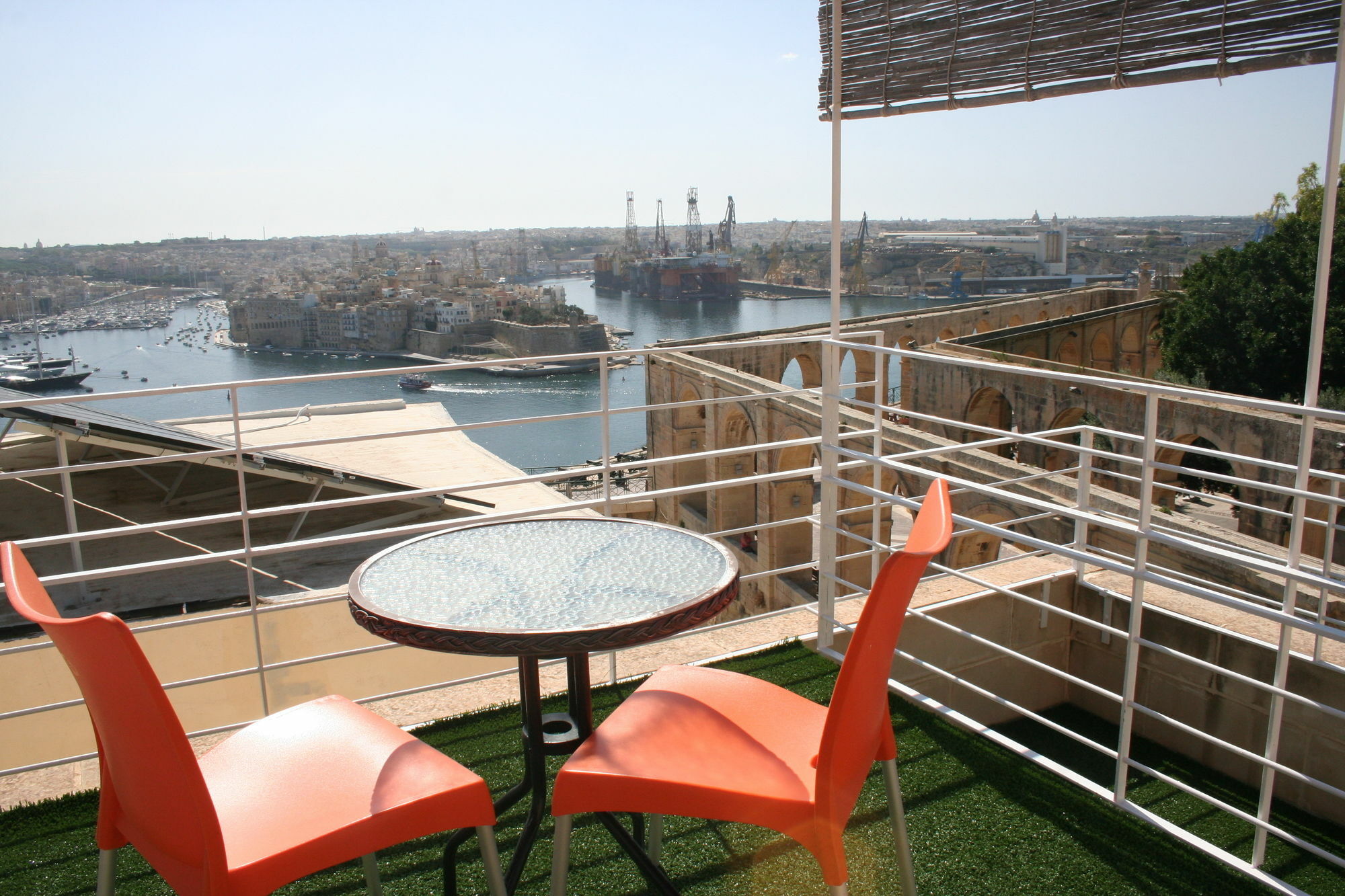 Barrakka Suites Валетта Экстерьер фото