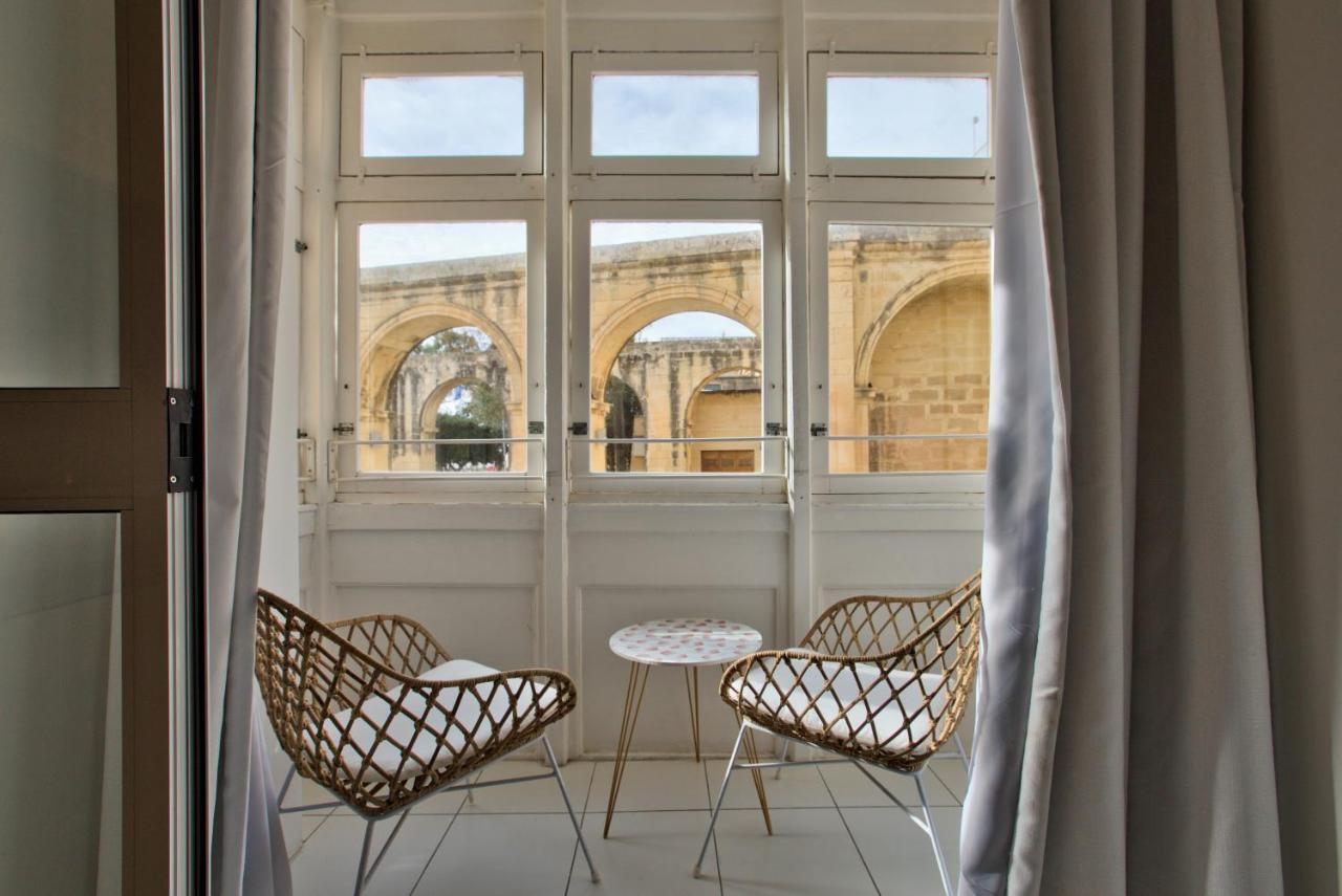 Barrakka Suites Валетта Экстерьер фото